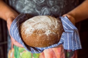 Pane_al_Forno_a_Legna_Come_Ottenere_un_Pane_Croccante_e_Profumato_come_Tradizione_Comanda_b51eb24200